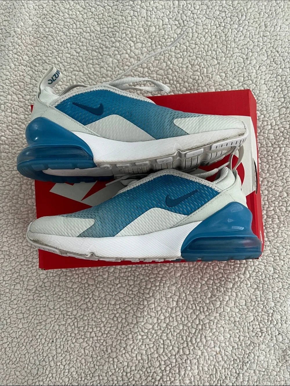 Nike Air Max 270 | Size 2.5Y
